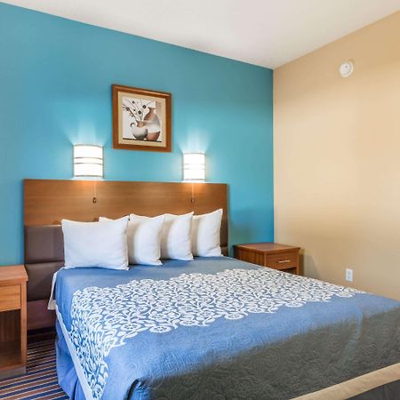 Days Inn By Wyndham Vernal Exterior photo