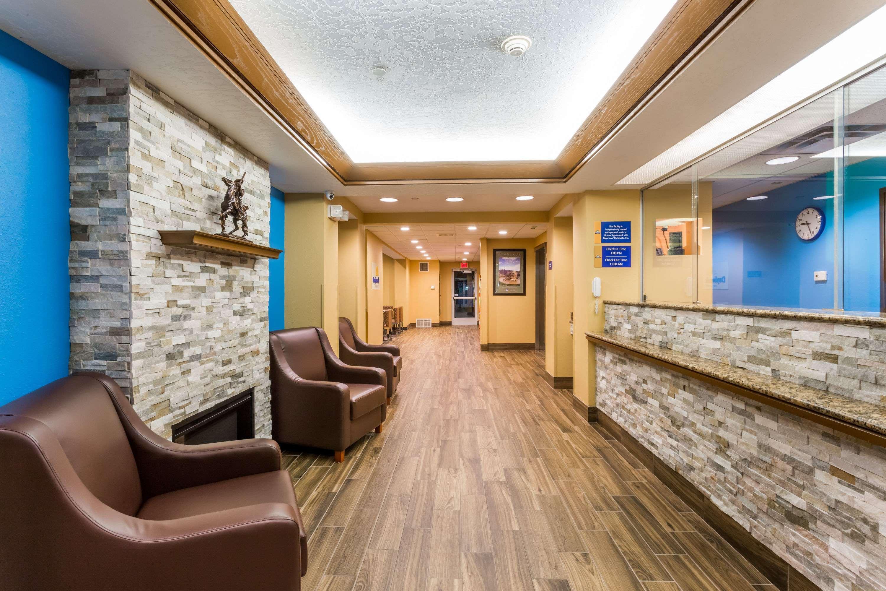 Days Inn By Wyndham Vernal Exterior photo